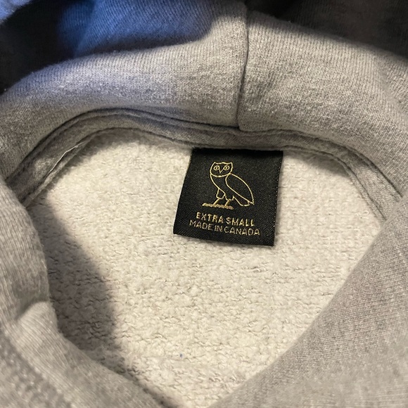 OVO Drakes October’s Very Own Mini OG Owl Hoodie Grey - Picture 4 of 9